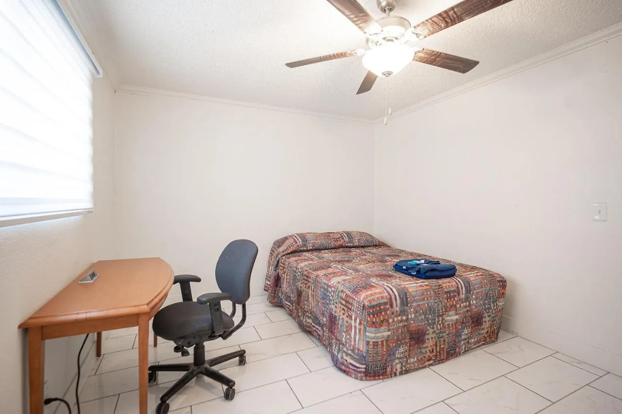#15 Whole House 4 Bed 2 Bath Sleeps 14 Appartement Las Vegas Verenigde Staten