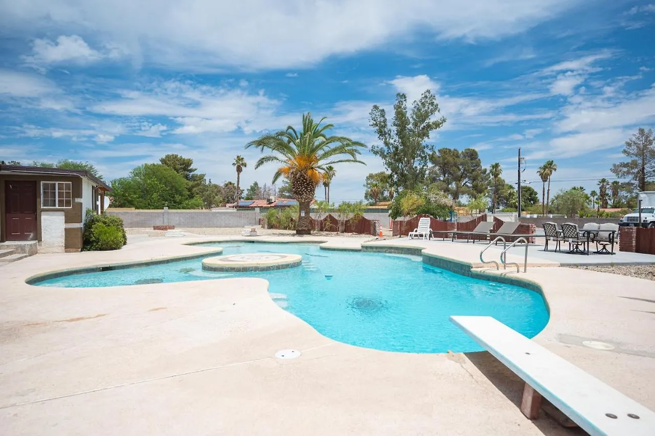 #15 Whole House 4 Bed 2 Bath Sleeps 14 Appartement Las Vegas