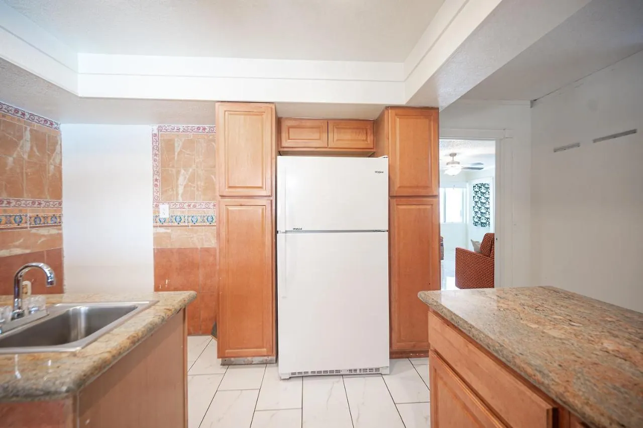#15 Whole House 4 Bed 2 Bath Sleeps 14 Appartement Las Vegas